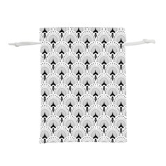 Black And White Art-deco Pattern Lightweight Drawstring Pouch (l)