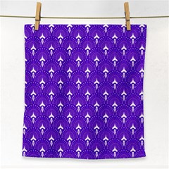 White And Purple Art-deco Pattern Face Towel by Dushan