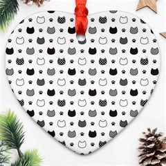 Kitten Head Paw Footprint Seamless Pattern 1 Ornament (heart)