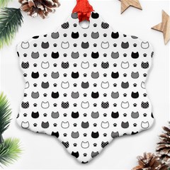 Kitten Head Paw Footprint Seamless Pattern 1 Ornament (snowflake)