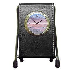 Bolivia-gettyimages-613059692 Pen Holder Desk Clock