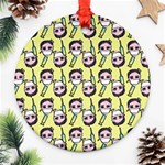 Doctor Pattern Round Ornament (Two Sides) Back