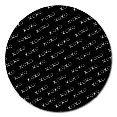 Xoxo Black And White Pattern, Kisses And Love Geometric Theme Magnet 5  (round) by Casemiro