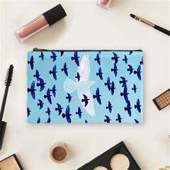 Illustrations Birds Flying Cosmetic Bag (medium)