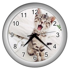 Laughing Kitten Wall Clock (silver)