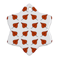 Fallen Leaves Autumn Ornament (snowflake)