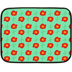 Flower Pattern Ornament Fleece Blanket (Mini)