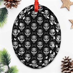 Grey Aliens Extraterrestrials Ufo Faces Ornament (oval Filigree) by SpinnyChairDesigns