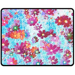 Cosmos Flowers Fleece Blanket (Medium) 