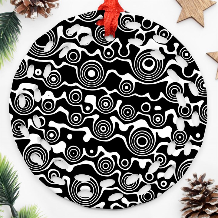 Abstract Black and White Bubble Pattern Ornament (Round Filigree)