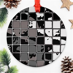 Black And White Checkered Grunge Pattern Round Ornament (two Sides) by SpinnyChairDesigns