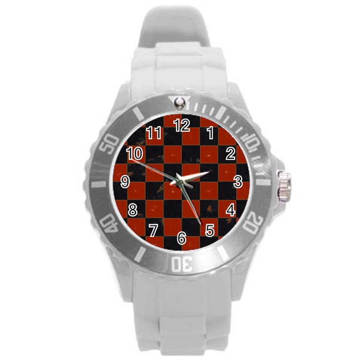 Red and Black Checkered Grunge  Round Plastic Sport Watch (L)