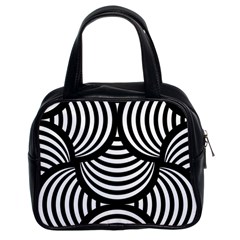 Abstract Black And White Shell Pattern Classic Handbag (two Sides) by SpinnyChairDesigns