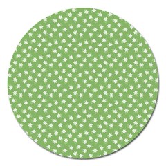 Spring Green White Floral Print Magnet 5  (round) by SpinnyChairDesigns