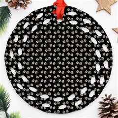 Daisy Black Round Filigree Ornament (two Sides)