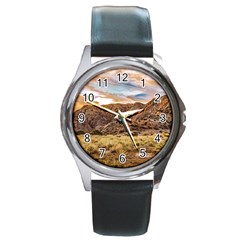 El Leoncito National Park Landscape, San Juan Province, Argentina Round Metal Watch