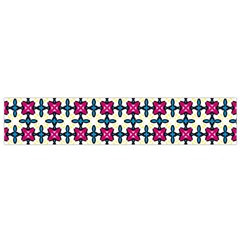 Geometric Small Flano Scarf