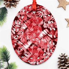 Red Leaves Ornament (oval Filigree) by goljakoff