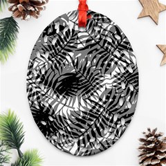 Tropical Leafs Pattern, Black And White Jungle Theme Oval Filigree Ornament (two Sides) by Casemiro