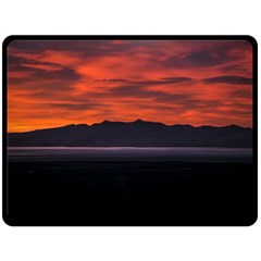 Las Aguilas Viewpoint, El Chalten, Argentina Fleece Blanket (large)  by dflcprintsclothing