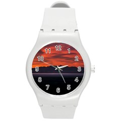 Las Aguilas Viewpoint, El Chalten, Argentina Round Plastic Sport Watch (m) by dflcprintsclothing