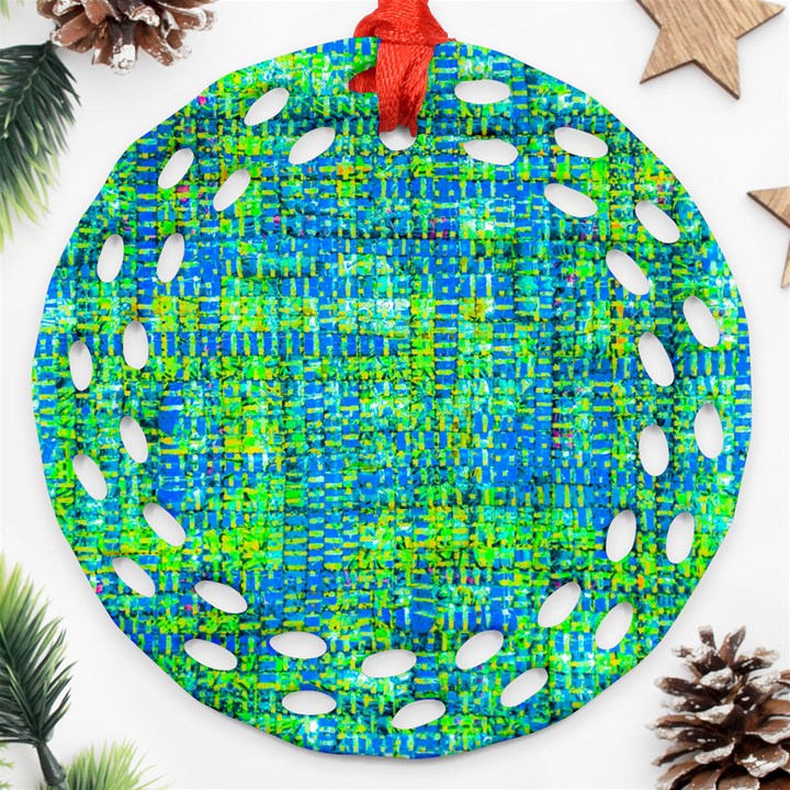 Mosaic Tapestry Ornament (Round Filigree)