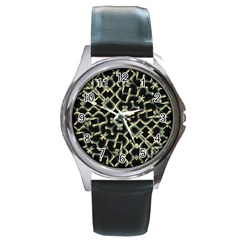 Dark Interlace Motif Mosaic Pattern Round Metal Watch