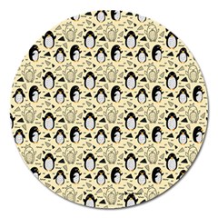 Cute Penguin Love Magnet 5  (round) by designsbymallika