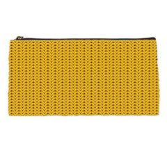 Knitted Pattern Pencil Case by goljakoff