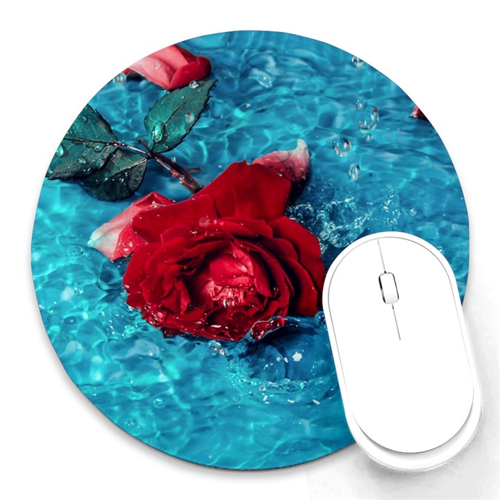 Red Roses In Water Round Mousepads