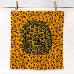 Lizards In Love In The Land Of Flowers Face Towel by pepitasart