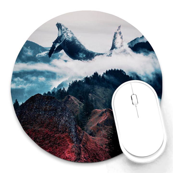 Dream whale Round Mousepads