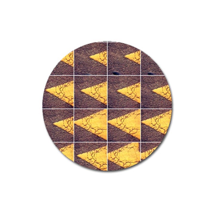 YELLOW, Traffic, cone, arrow, cracks, asphalt  Magnet 3  (Round)