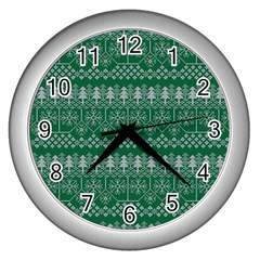 Christmas Knit Digital Wall Clock (silver)