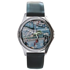 Crowded Urban Scene, Osaka Japan Round Metal Watch