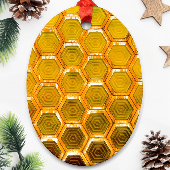 Hexagon Windows Ornament (Oval)