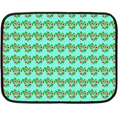 Flowers Pattern Fleece Blanket (mini)