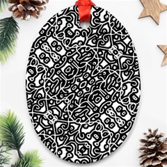 Interlace Black And White Pattern Oval Ornament (two Sides)