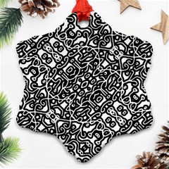 Interlace Black And White Pattern Ornament (snowflake) by dflcprintsclothing