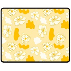 Abstract Daisy Double Sided Fleece Blanket (medium)  by Eskimos