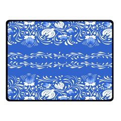 Blue flowers Fleece Blanket (Small)