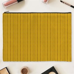 Yellow Knitted Pattern Cosmetic Bag (xxxl) by goljakoff