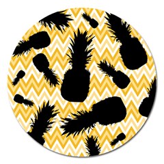 Ananas Chevrons Noir/jaune Magnet 5  (round) by kcreatif