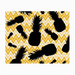 Ananas Chevrons Noir/jaune Small Glasses Cloth by kcreatif