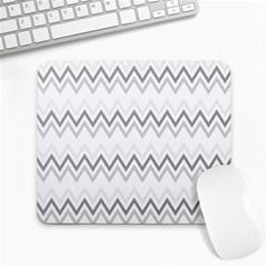 Chevrons Gris/blanc Large Mousepads by kcreatif