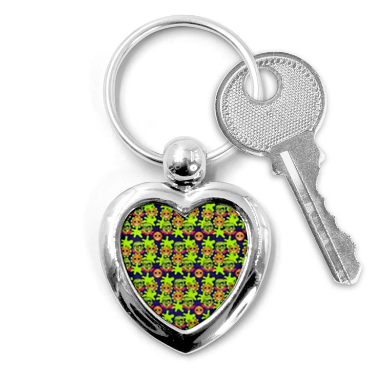 Smiley Background Smiley Grunge Key Chain (Heart)