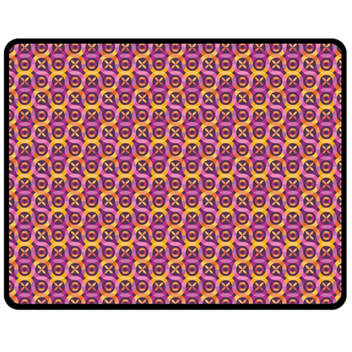 Geometric Groovy Pattern Double Sided Fleece Blanket (Medium) 