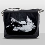 Whale dream Messenger Bag Front