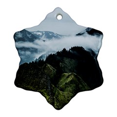 Green mountain Ornament (Snowflake)