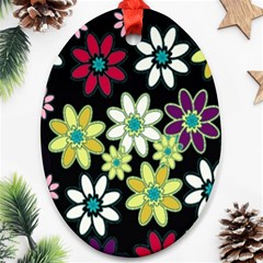 Flowerpower Ornament (oval)